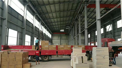 科沃保溫裝飾一體板的施工工藝復雜嗎？